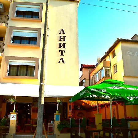 къща за гости анита